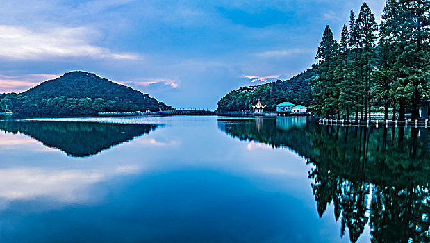 江西省九江市庐山风景区芦林湖自然景观