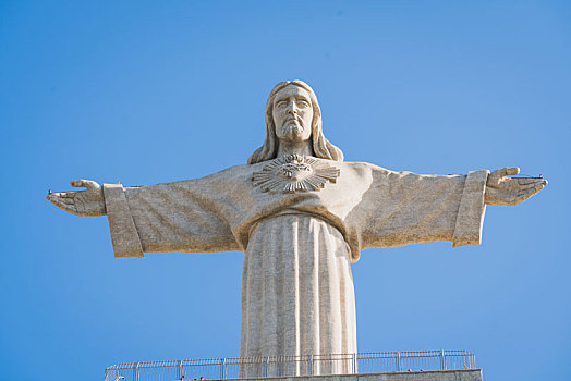里斯本大耶稣雕像