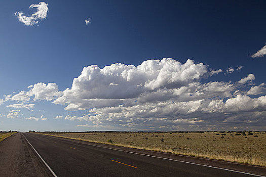 乌云,上方,公路,新墨西哥,美国
