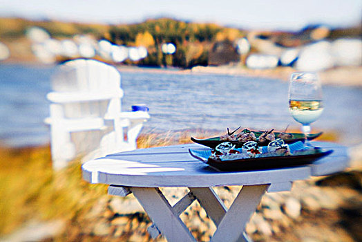风味食品,葡萄酒杯,桌上,海边