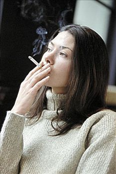 女人,烟