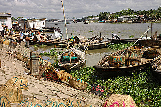 渔船,旁侧,鱼市,孟加拉,七月,2005年