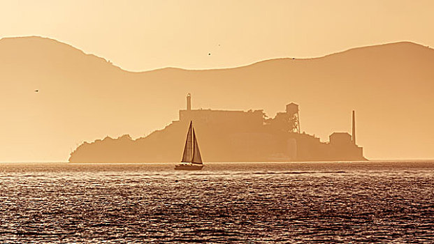 恶魔岛,收容所,日落,逆光,帆船,旧金山,加利福尼亚