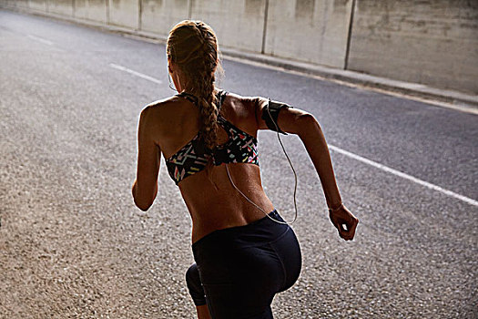 健身,女性,跑步,运动文胸,mp3播放器,袖标,跑,城市街道