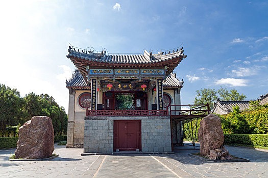 中国山东省蓬莱阁风景区古戏台