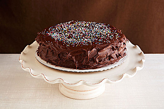 巧克力蛋糕,彩色,洒料,蛋糕盘