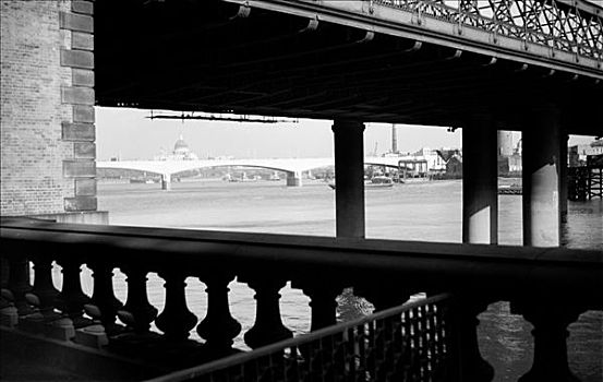 泰晤士河,铁路桥,伦敦,艺术家