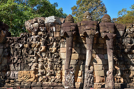 柬埔寨暹粒省吴哥王朝战象平台大象石刻