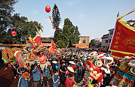 开平泮村灯会