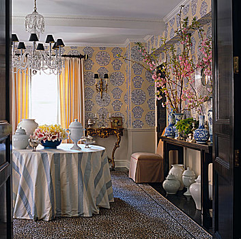 镀金,19世纪,法国,桌子,站立,一个,尾端,餐厅,吊灯,高处,家庭,传家宝