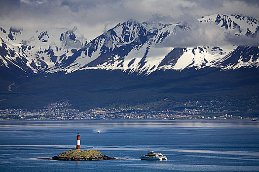 灯塔,积雪,山峦,背景,尚武,比格尔海峡,火地岛,巴塔哥尼亚,阿根廷