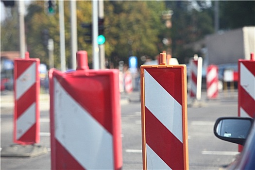 交通标志,道路封闭,警告标识