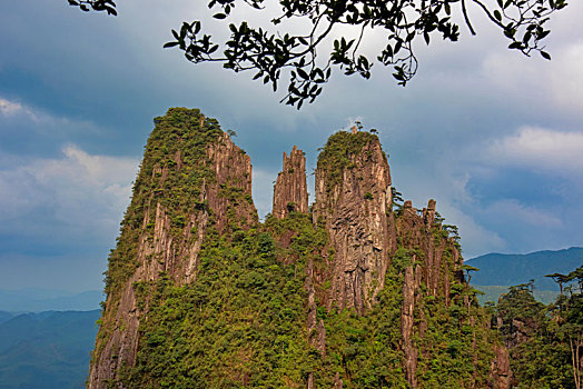 人间仙境,天南第一峰,湖南郴州市宜章县蟒山五指峰