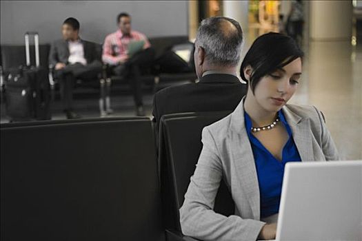 职业女性,笔记本电脑,商务人士,后面,机场
