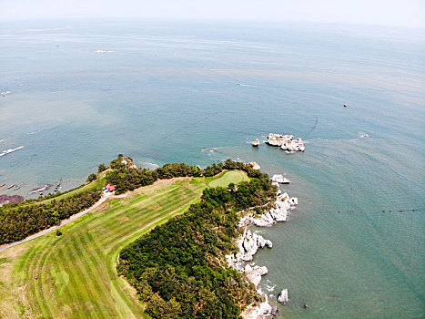 航拍辽宁大连滨海国家地质公园金石滩园区东部景区,金石滩国家旅游度假区内