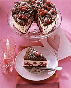 巧克力蛋糕,树莓,酸乳酪,填充