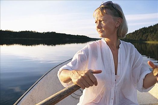 女人,划船,平静,湖,日落,瑞典