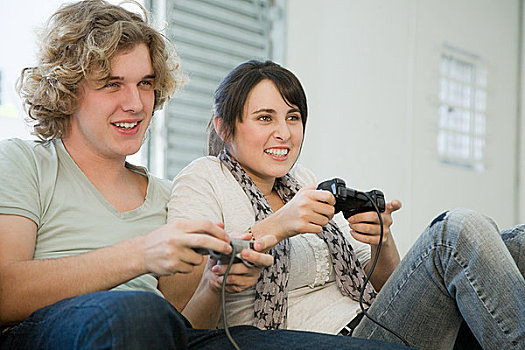 年轻,情侣,玩,比赛,游戏机