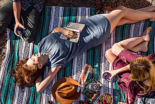 俯视,美女,书本,放松,野餐毯