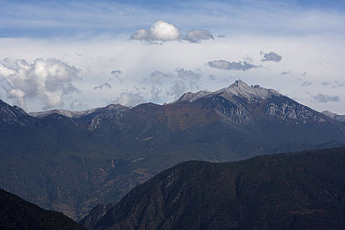 白哈巴雪山图片