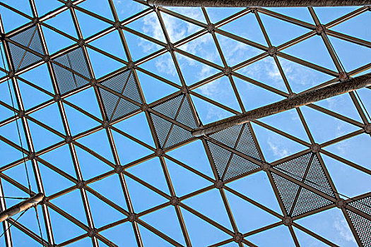 重庆国际博览中心展厅天花板网格