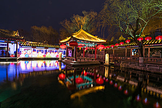 济南趵突泉灯会
