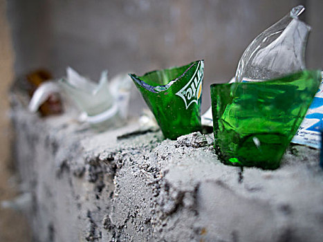 碎片,玻璃,啤酒瓶,顶端,混凝土墙,班加罗尔,印度