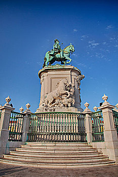 葡萄牙,里斯本,骑马雕像,广场,围绕,政府建筑,商业