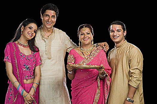 肖像,家庭,站立,传统,印度服装