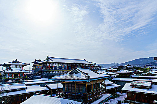 湖北襄阳影视城雪景