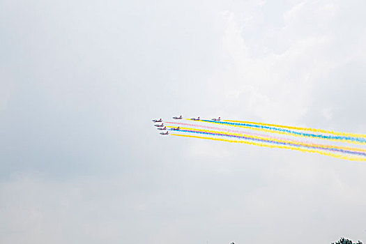 飞机航空表演