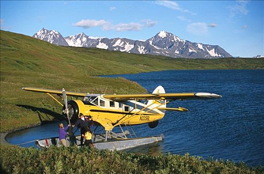 远足者,离开,水上飞机,湖,阿拉斯加,夏天