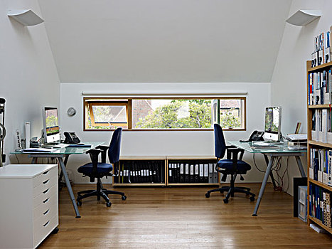 白色,办公室,两个,桌子,住房,劳埃德,特写,英国