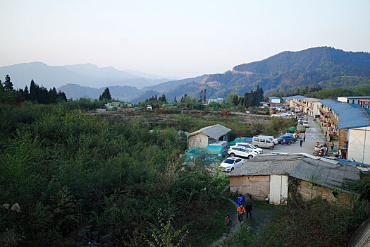 峨眉山,七里