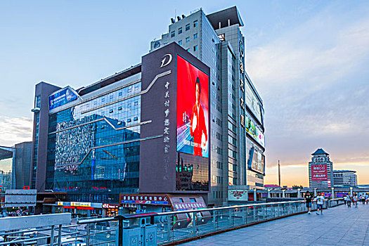 北京城市夜景和公路