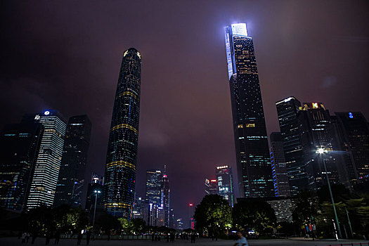 广州,夜景,摩天大楼,灯光,照明,霓虹灯,小蛮腰,电视台,珠江,都市,居民区,花草,美化,园林