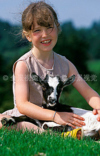 女孩,俾格米人,山羊_高清图片_全景视觉