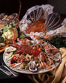大浅盘,海鲜,甲壳类,牡蛎,蔬菜