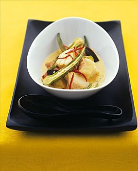 咖喱汤,鮟鱇,秋葵荚