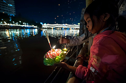 女孩,放置,仪式,筏子,河,节日,清迈,北方,泰国,亚洲