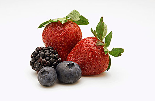 三个,种类,浆果,白色背景,草莓,蓝莓,黑莓