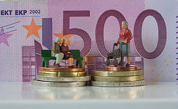 微型,塑像,老人,正面,500欧元,钞票,象征,退休,养老金