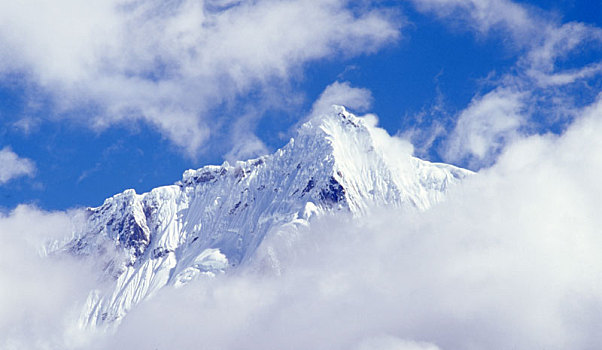 中国最美的山峰-南迦巴瓦峰