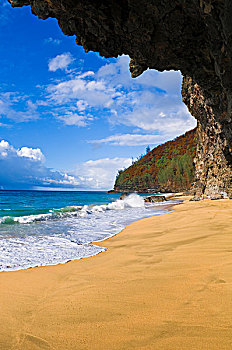 巨大,洞穴,海滩,小路,纳帕利海岸,岛屿,考艾岛,夏威夷,美国