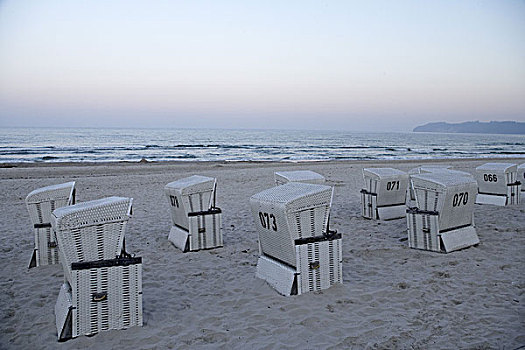 海洋,沙滩,海滩藤椅,数字,序列,海滩,沙子,座椅,象征,放松,复原,轻松,休息,无人,安静,孤单,度假,休闲,浴室,暑假