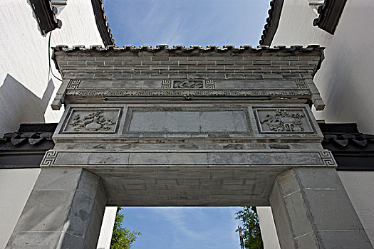 中式大院院门门楣