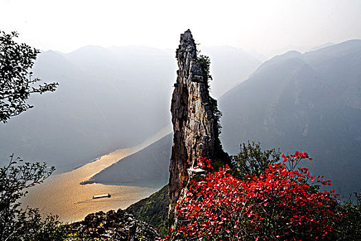 长江三峡巫山神女峰