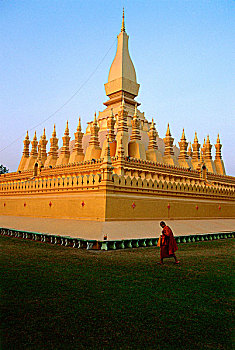 老挝,万象,和尚,走,过去,塔銮寺