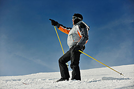 男青年,指向,方向,冬天,滑雪,山,展示