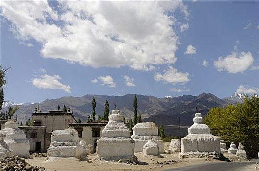 宗教建筑,靠近,寺院,赞斯卡,山脉,背影,印度,北印度,喜马拉雅山,亚洲